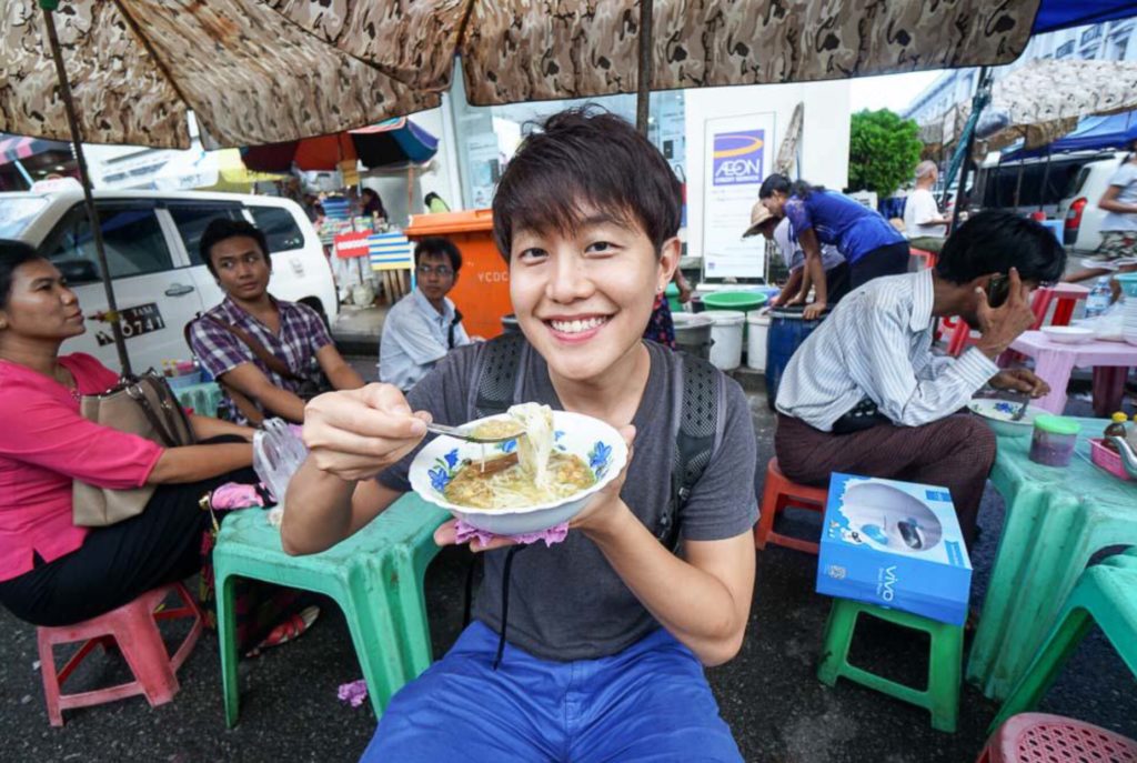 the best street foods to enjoy in Yangon